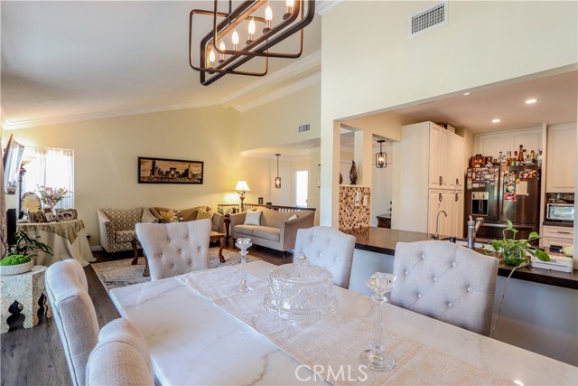 Detail Gallery Image 7 of 27 For 1401 Pinon Pl #1,  Fullerton,  CA 92835 - 3 Beds | 2 Baths