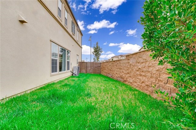 Detail Gallery Image 36 of 45 For 20831 W Acorn, Porter Ranch,  CA 91326 - 4 Beds | 3 Baths