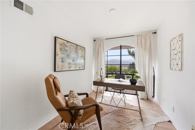 Detail Gallery Image 22 of 50 For 2044 Calle Yucca, Thousand Oaks,  CA 91360 - 4 Beds | 4 Baths