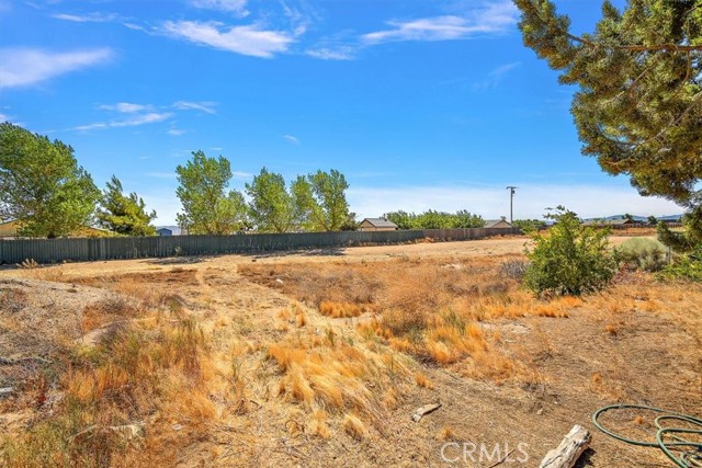 Detail Gallery Image 36 of 43 For 12730 Fir St, Oak Hills,  CA 92344 - 6 Beds | 4/1 Baths