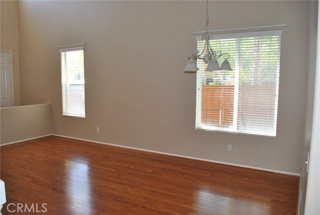 27520 Nellie Court, Temecula CA: https://media.crmls.org/medias/3e7dbdb5-9e3f-447b-b47e-6df1758e91ca.jpg