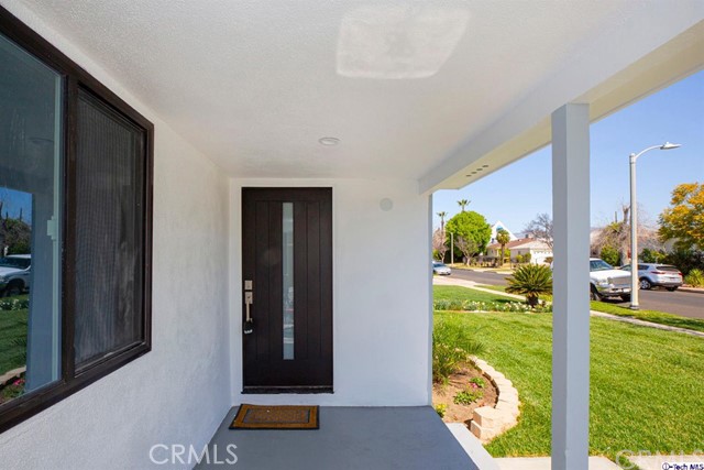 2 Bed Home for Sale in Sun Valley, California