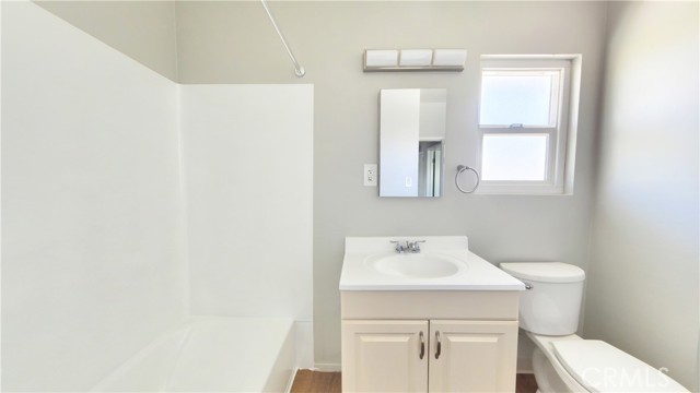 Detail Gallery Image 26 of 32 For 136 W Union Ave #11,  Fullerton,  CA 92832 - 2 Beds | 1 Baths