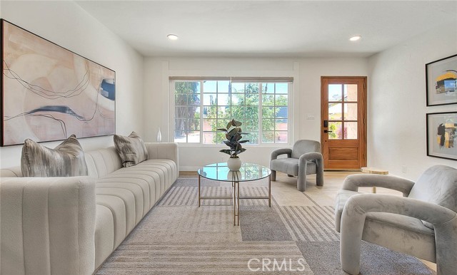 5221 Farago Avenue, Temple City CA: https://media.crmls.org/medias/3e7f3b90-a40b-4de9-891a-25938e94a276.jpg