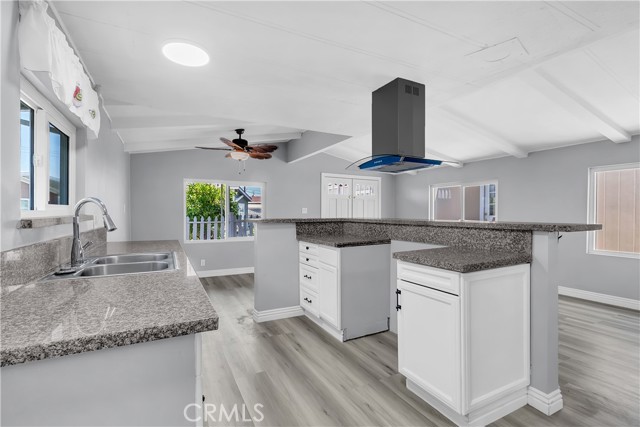 1850 W ORANGETHORPE AVE, Fullerton CA: https://media.crmls.org/medias/3e7f3d11-d05a-46fb-b47f-86dde95fde97.jpg