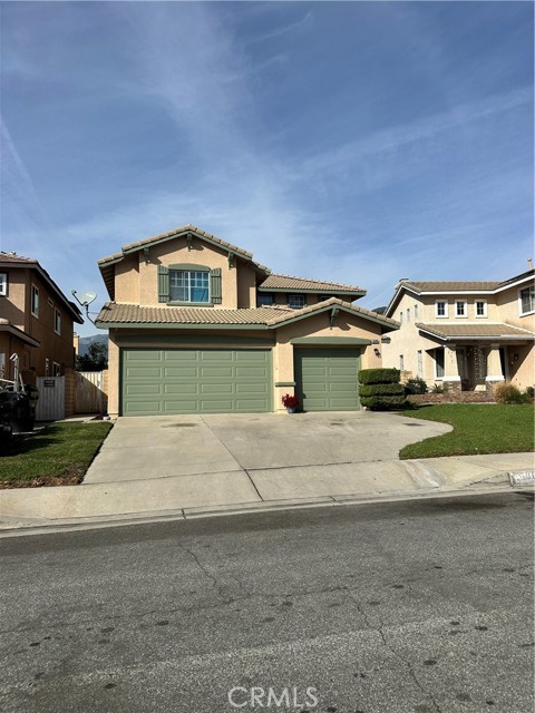 Detail Gallery Image 2 of 28 For 5606 Pheasant Dr, Fontana,  CA 92336 - 4 Beds | 3 Baths