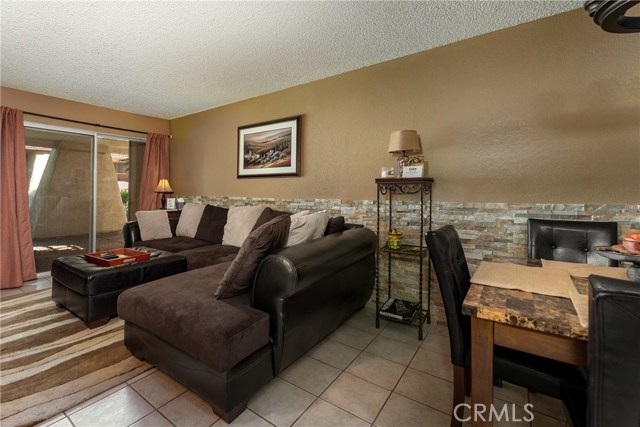 Image 3 for 510 Villa CT #100