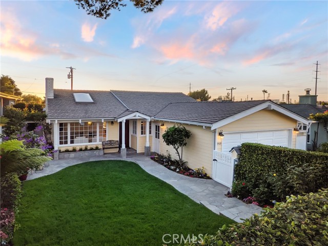 3509 Poinsettia Avenue, Manhattan Beach, California 90266, 4 Bedrooms Bedrooms, ,2 BathroomsBathrooms,Residential,Sold,Poinsettia,SB21155019
