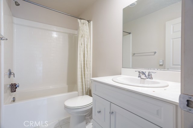 Detail Gallery Image 12 of 28 For 3606 E Avenue J3, Lancaster,  CA 93535 - 4 Beds | 3 Baths