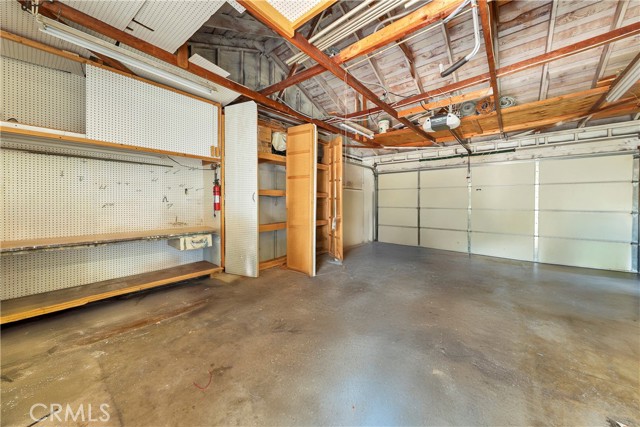 Detail Gallery Image 33 of 38 For 17172 Berlin Ln, Huntington Beach,  CA 92649 - 3 Beds | 2 Baths