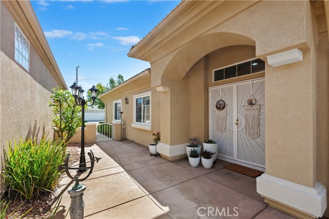 Detail Gallery Image 5 of 47 For 39965 via Oporta, Murrieta,  CA 92562 - 3 Beds | 2 Baths