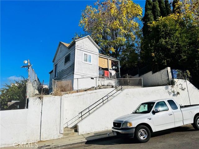 1525 Cortez Street, Los Angeles, California 90026, ,Residential Income,For Sale,1525 Cortez Street,CRDW23222078