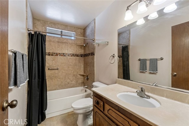 Image 20 of 44 For 4311 N Emerson