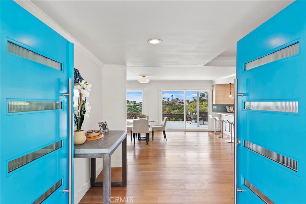 MLS #OC25253607 image #10