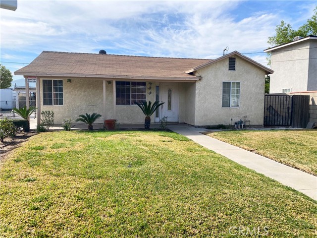 16047 Iris Dr, Fontana, CA 92335