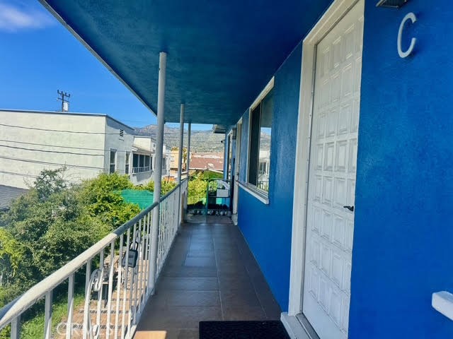 Detail Gallery Image 3 of 31 For 405 W Broadway, Glendale,  CA 91204 - – Beds | – Baths