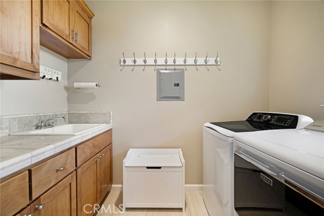 10 Harmony Park Circle, Chico CA: https://media.crmls.org/medias/3e8862b0-4e1a-4997-ae99-697b774e1f6c.jpg