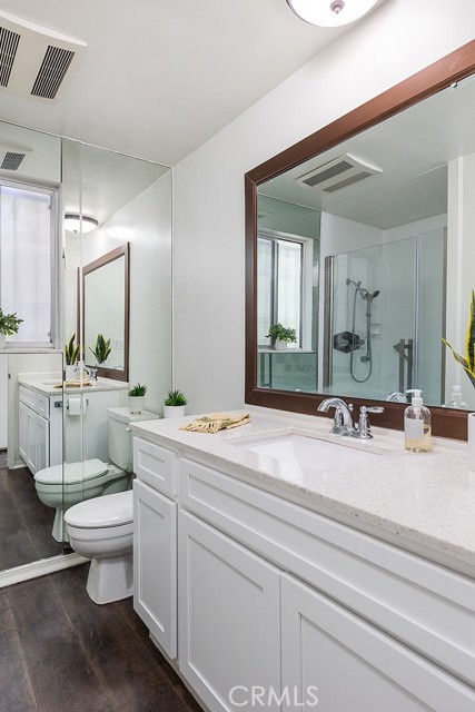 Detail Gallery Image 12 of 23 For 2015 Parcher Pl, Glendale,  CA 91206 - 5 Beds | 3 Baths