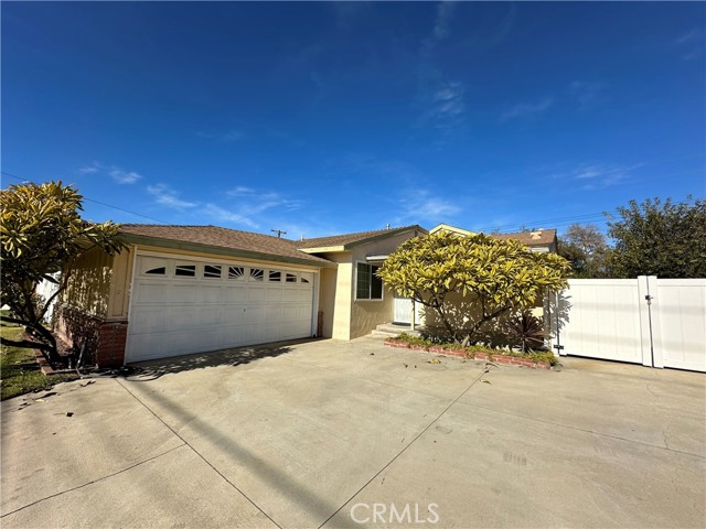 1051 E Juanita Ave, Glendora, CA 91740