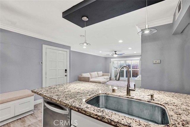 6600 Warner Avenue, Huntington Beach CA: https://media.crmls.org/medias/3e897895-5707-4bb9-aad8-6ae3d6aea3bc.jpg
