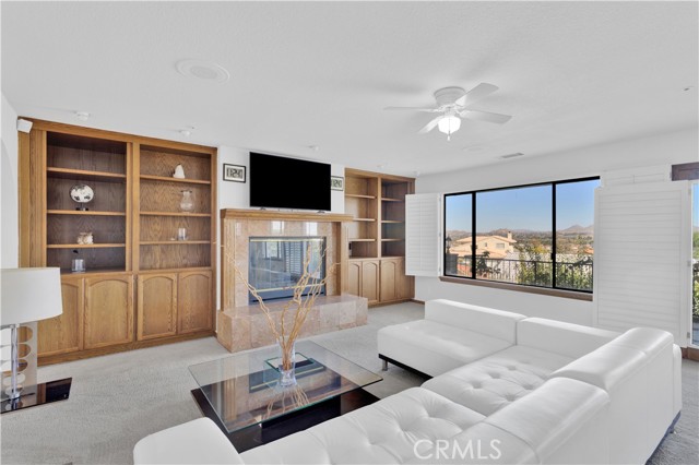 Detail Gallery Image 13 of 67 For 13685 Sierra Vista, Victorville,  CA 92395 - 3 Beds | 3 Baths