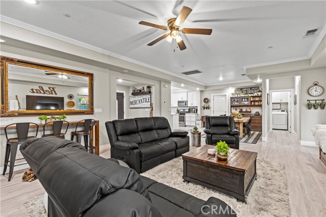 678 Colusa, Gridley CA: https://media.crmls.org/medias/3e8a4b5b-7f6a-495c-9243-4d0392c328a7.jpg