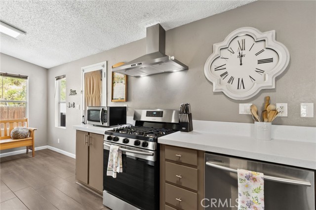 Detail Gallery Image 20 of 58 For 4901 Green River #303,  Corona,  CA 92880 - 3 Beds | 2 Baths