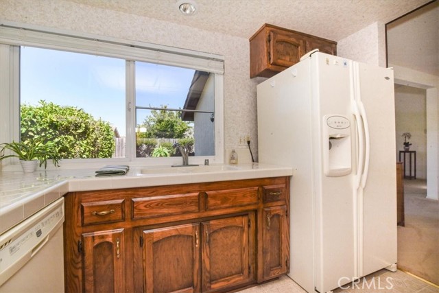 Detail Gallery Image 15 of 33 For 4406 Capricorn Ct, Lompoc,  CA 93436 - 4 Beds | 2 Baths