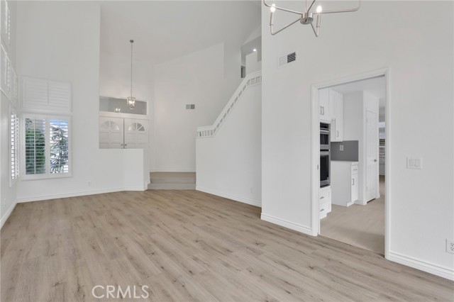 Image 40 of 41 For 520 Morningstar