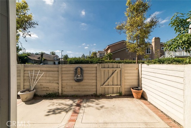 39 Lakeshore, Irvine CA: https://media.crmls.org/medias/3e8c21c2-e27f-411d-873b-1a1f1339116c.jpg