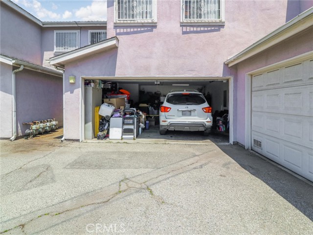 Detail Gallery Image 8 of 19 For 820 W Compton Bld #5,  Compton,  CA 90220 - 4 Beds | 2/1 Baths