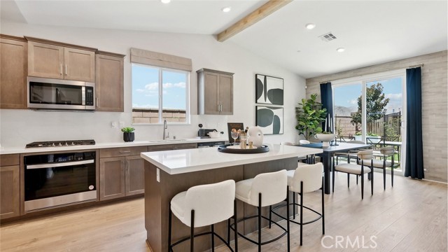 Detail Gallery Image 7 of 26 For 11440 Forge Rd, Corona,  CA 92883 - 5 Beds | 3 Baths