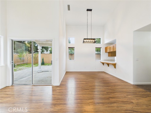 Detail Gallery Image 6 of 46 For 10781 N Windham Bay Cir, Fresno,  CA 93730 - 3 Beds | 2/1 Baths