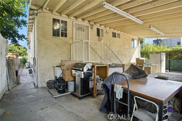 Detail Gallery Image 13 of 39 For 2662 Rich St, Los Angeles,  CA 90039 - 3 Beds | 2 Baths