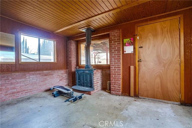 Detail Gallery Image 17 of 27 For 15625 La Mesa St, Sylmar,  CA 91342 - 2 Beds | 2 Baths