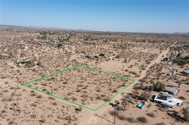 5292 Marvin Drive, Yucca Valley CA: https://media.crmls.org/medias/3e8fc3b7-27ed-4d65-a6a6-8d2c739edb34.jpg