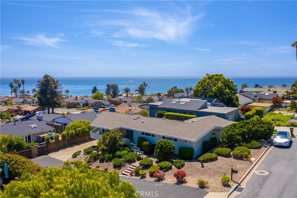 301 El Portal Drive