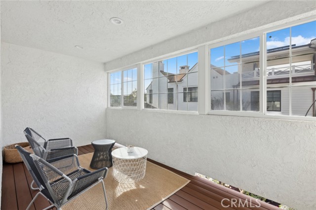 Detail Gallery Image 17 of 28 For 505 & 505 .5 Acacia Ave, Corona Del Mar,  CA 92625 - 6 Beds | 4/2 Baths