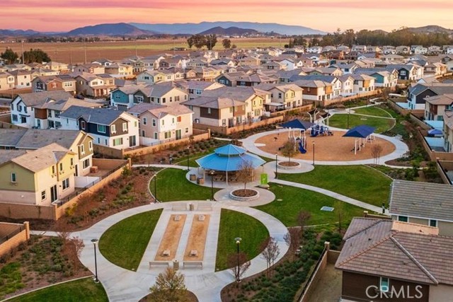 30248 Sunset Pier Drive, Menifee CA: https://media.crmls.org/medias/3e9249d3-f705-4570-b1c2-6bed12771c17.jpg