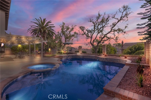 Front Image Thumbnail for CROC26029076