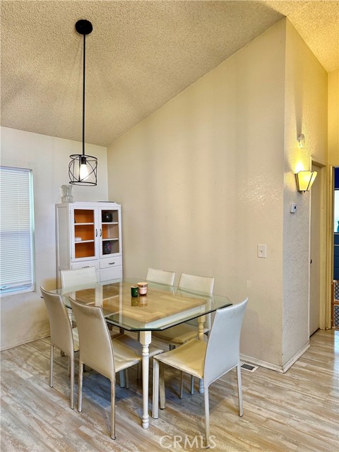 Detail Gallery Image 12 of 23 For 24414 University Ave #57,  Loma Linda,  CA 92354 - 3 Beds | 2 Baths