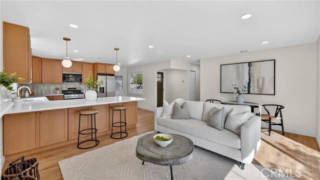 Detail Gallery Image 10 of 37 For 4200 W West, Fullerton,  CA 92833 - 3 Beds | 2 Baths