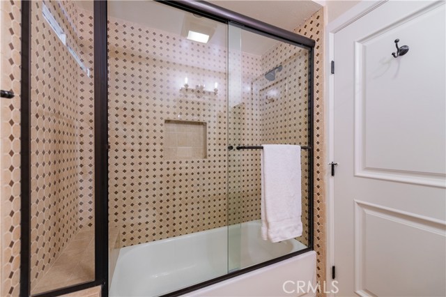 Detail Gallery Image 23 of 38 For 3438 Bahia Blanca #B,  Laguna Woods,  CA 92637 - 2 Beds | 2 Baths
