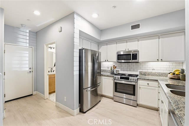 Detail Gallery Image 14 of 41 For 41 Rumford, Ladera Ranch,  CA 92694 - 3 Beds | 2/1 Baths