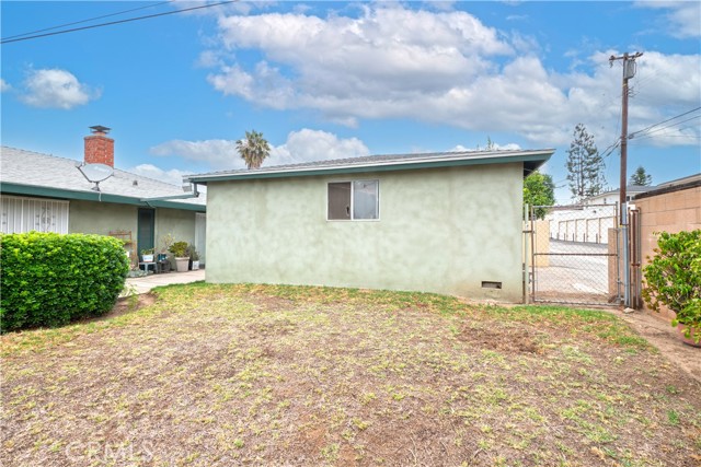 2996 Gladstone Street, Pomona CA: https://media.crmls.org/medias/3e94ff5a-c225-4432-9a61-81987da8feca.jpg