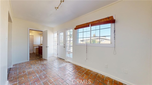 Detail Gallery Image 22 of 23 For 31955 10th Ave, Laguna Beach,  CA 92651 - 3 Beds | 2 Baths