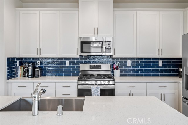 Detail Gallery Image 13 of 37 For 3615 Santa Monica Ct, Rosamond,  CA 93560 - 4 Beds | 2 Baths