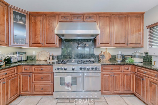 706 Nancy Lane, Fullerton CA: https://media.crmls.org/medias/3e96404f-c847-4a04-8559-e43787cf56ed.jpg