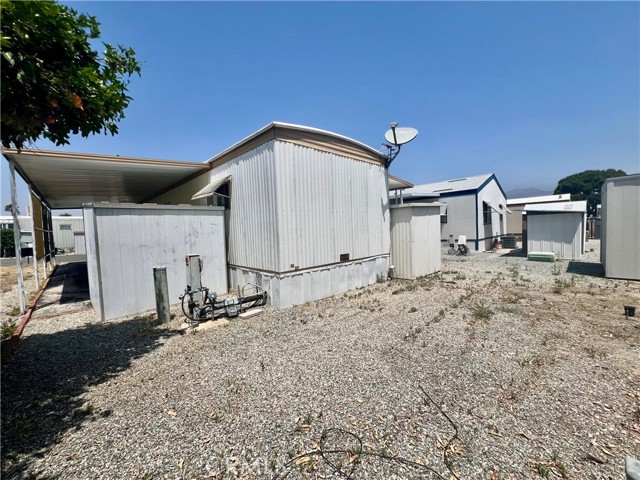880 N Lake Street, Hemet CA: https://media.crmls.org/medias/3e96fb7f-9737-40ea-9f5c-811a6ad22934.jpg