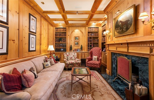 1 San Mateo Way, Corona del Mar CA: https://media.crmls.org/medias/3e970ad8-0e89-4eee-8f0c-b064b0ff4d6d.jpg